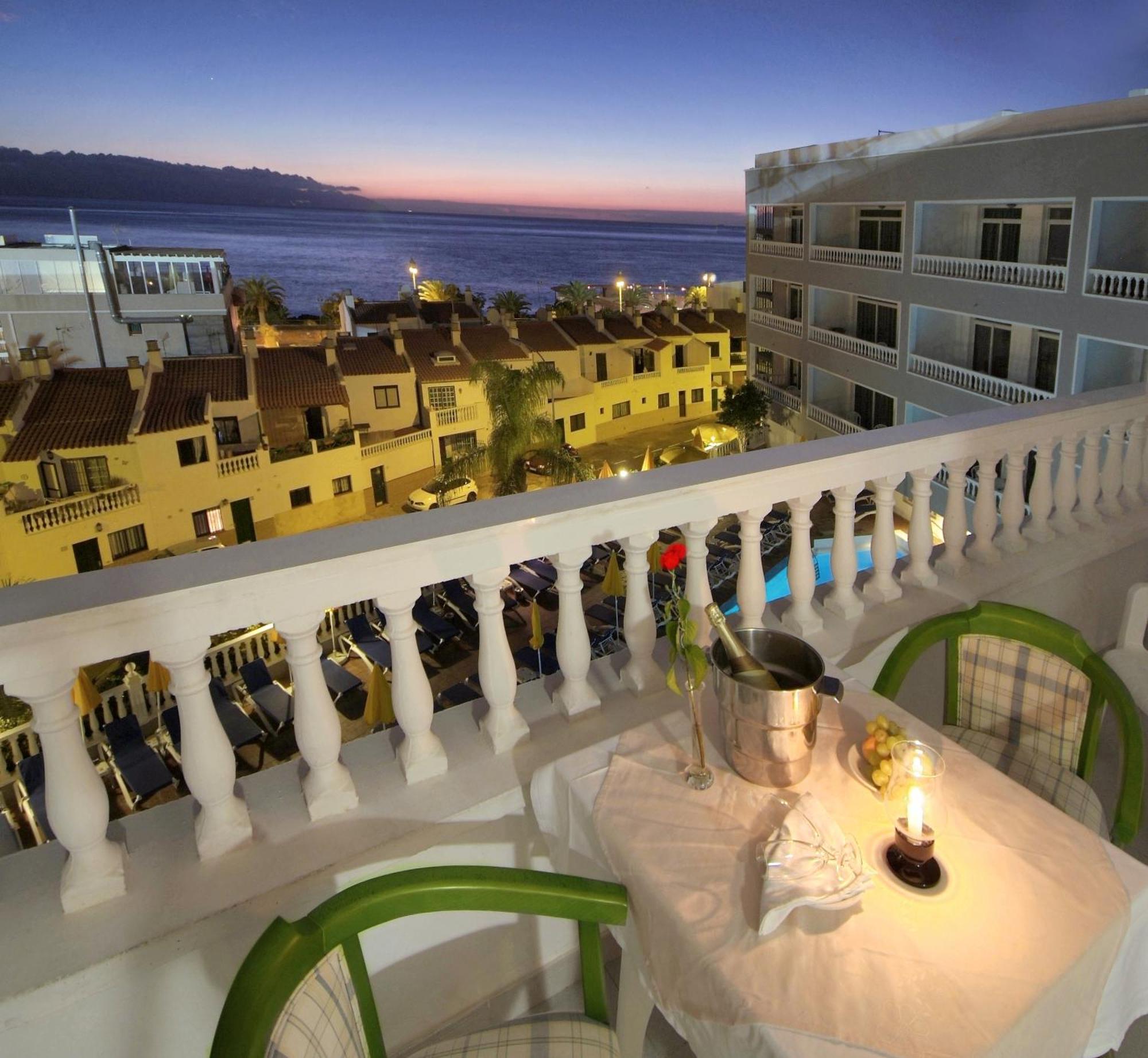 Hotel Blue Sea Lagos De Cesar Пуерто де Сантяго Екстериор снимка